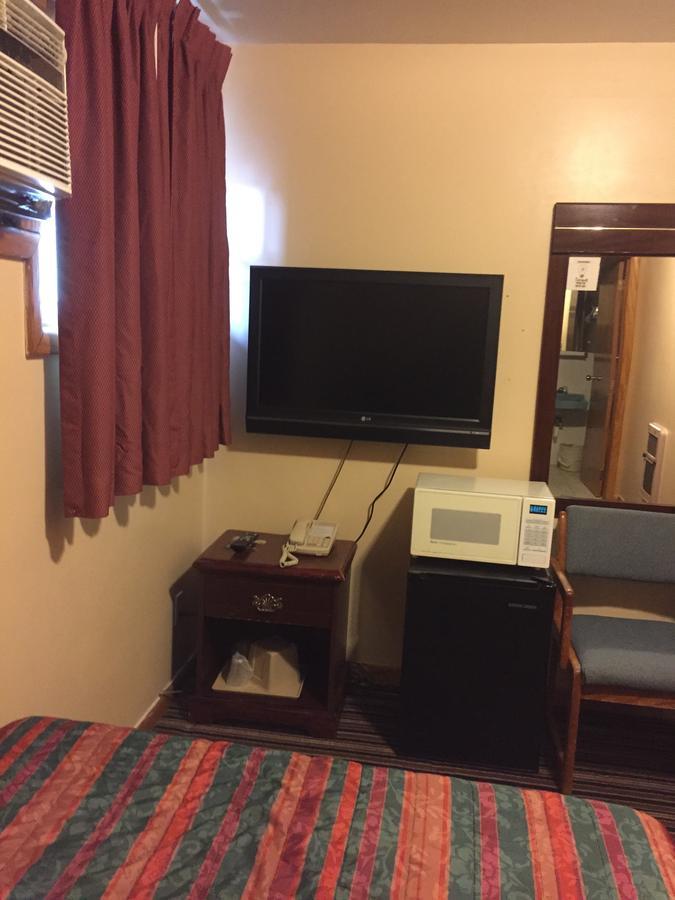 Budget Inn - Cambridge Habitación foto